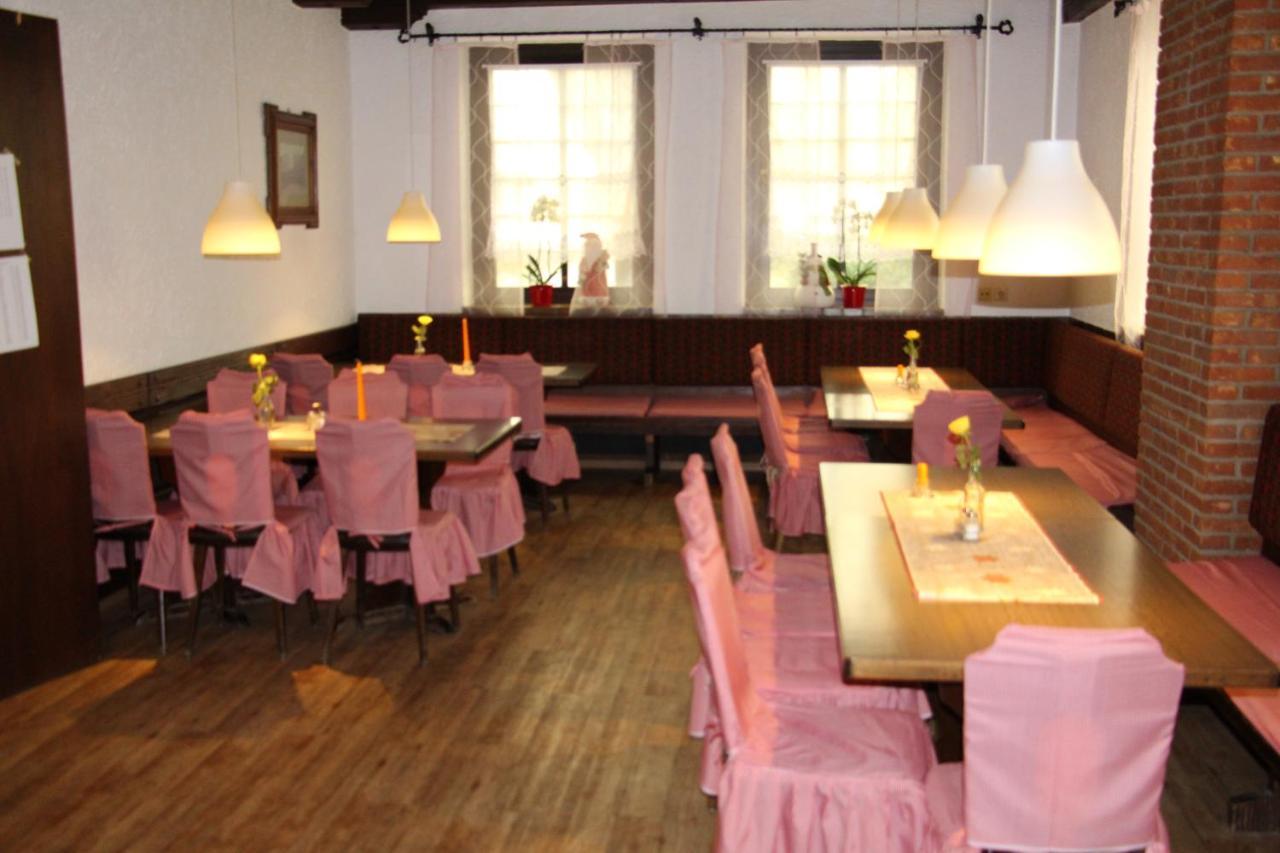 Gasthof Gruner Baum Байройт Екстериор снимка